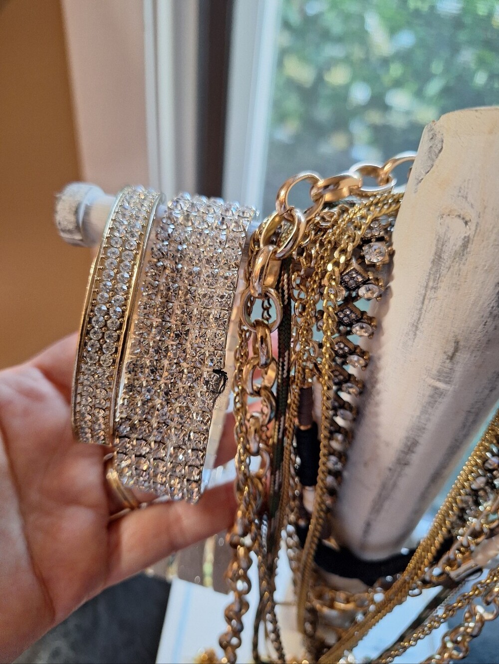 16 Piece Gold & Crystal Embellished BLING Statement Edgy Lot Jewelry The Limited - Picture 9 of 11